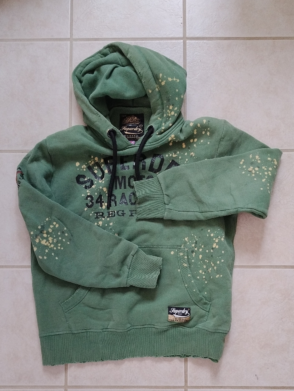 Superdry Men's Green Zip-Up Graphic Hoodie with Bleach Splatter